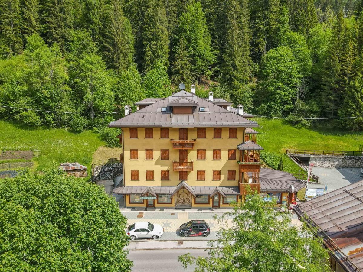 Condominio Orsa Maggiore 12 Falcade Kültér fotó
